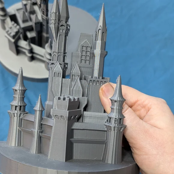 Light Weight Gray Castle Bookends 📖📚 - Picture 2 of 5